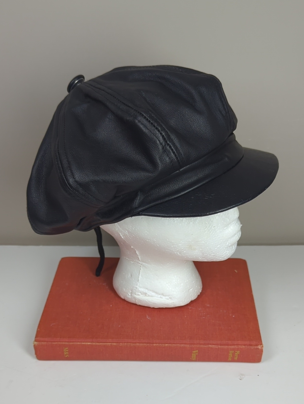Vintage BZ Genuine Leather Black Newsboy Baker Boy Cap Adjustable 90s